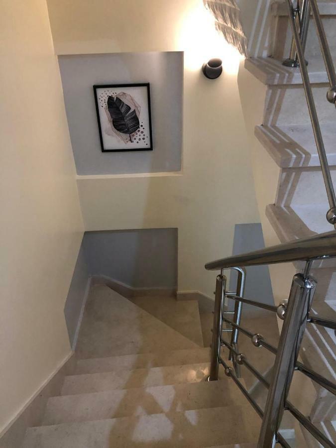 Saramica Seaside Apartment 弗尼迪克 外观 照片